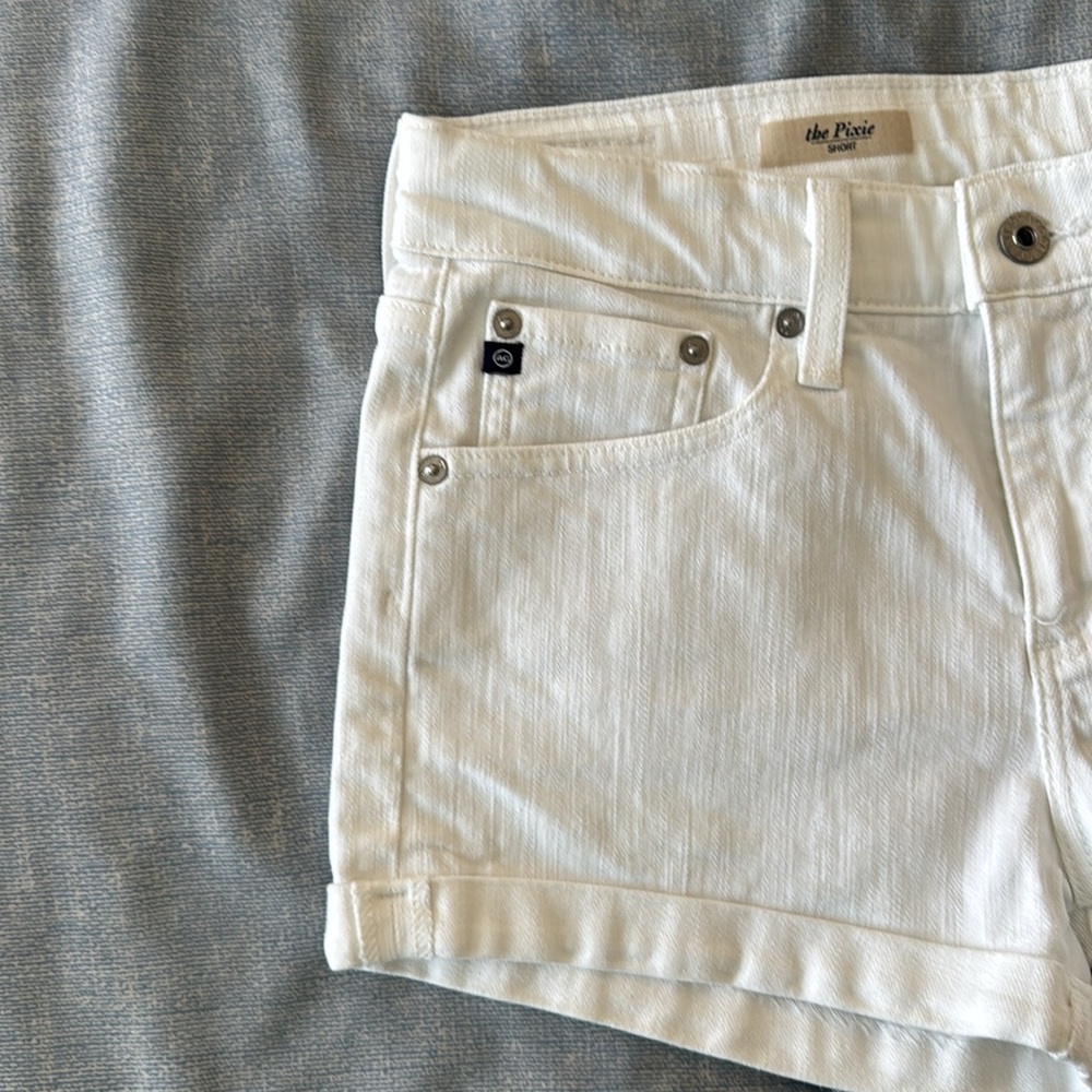 The pixie AG White Denim Shorts like new - Picture 4 of 7